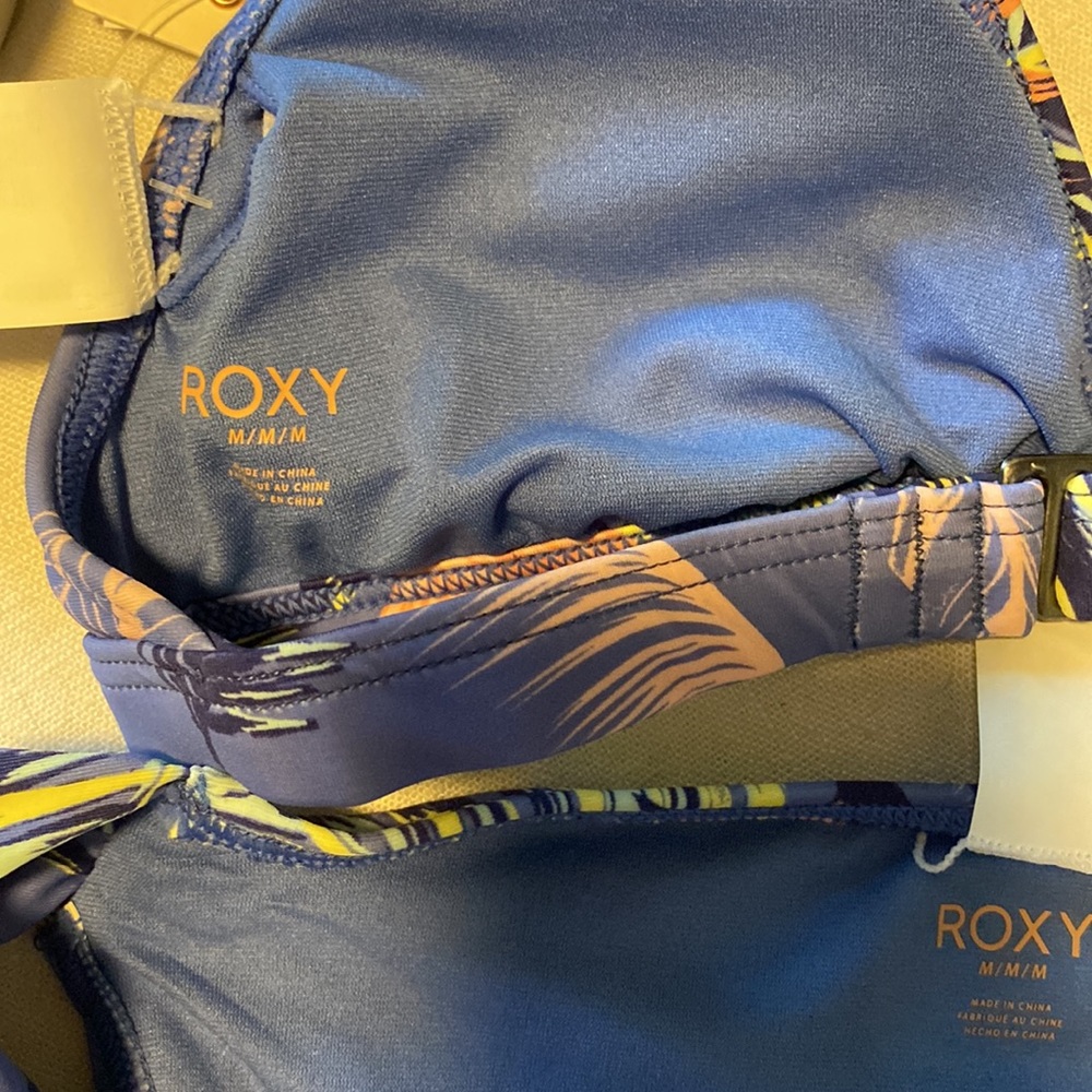 ROXY two piece bathing suit - Picture 5 of 6